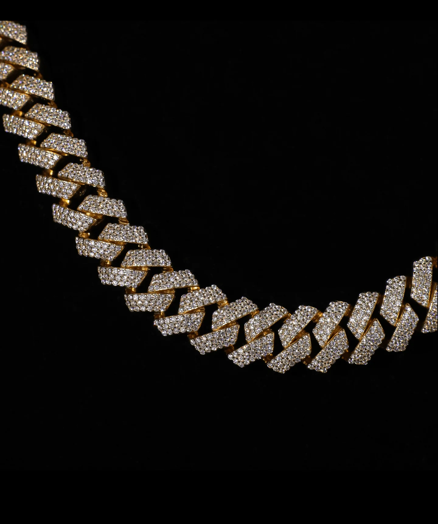 15mm Prong Cuban Link Chain (Gold) - Image 2