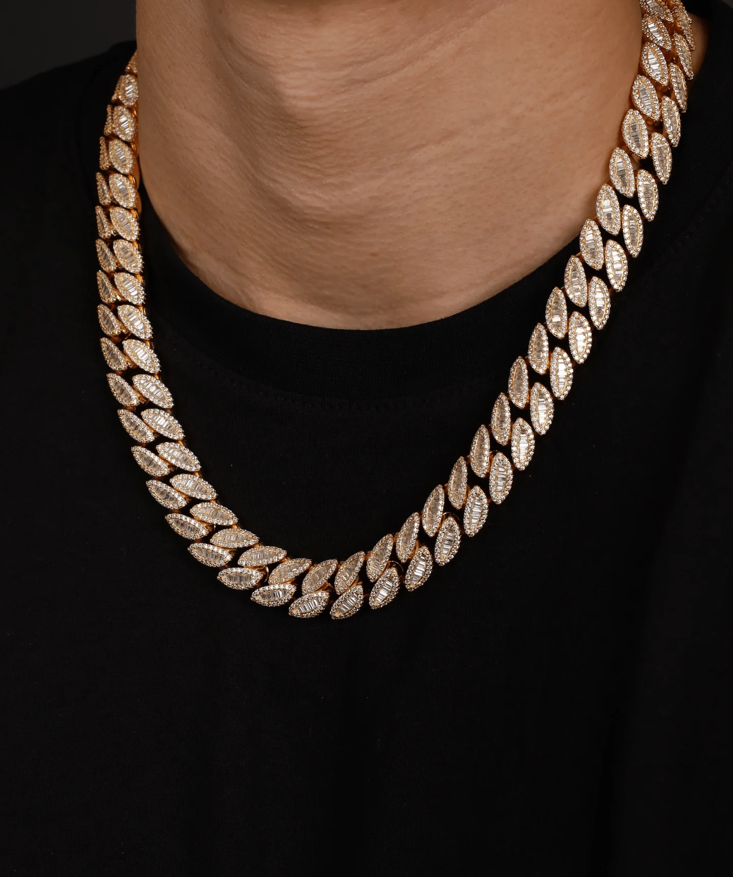 16mm Oval Baguette Cuban Link Chain (Gold) - Image 3