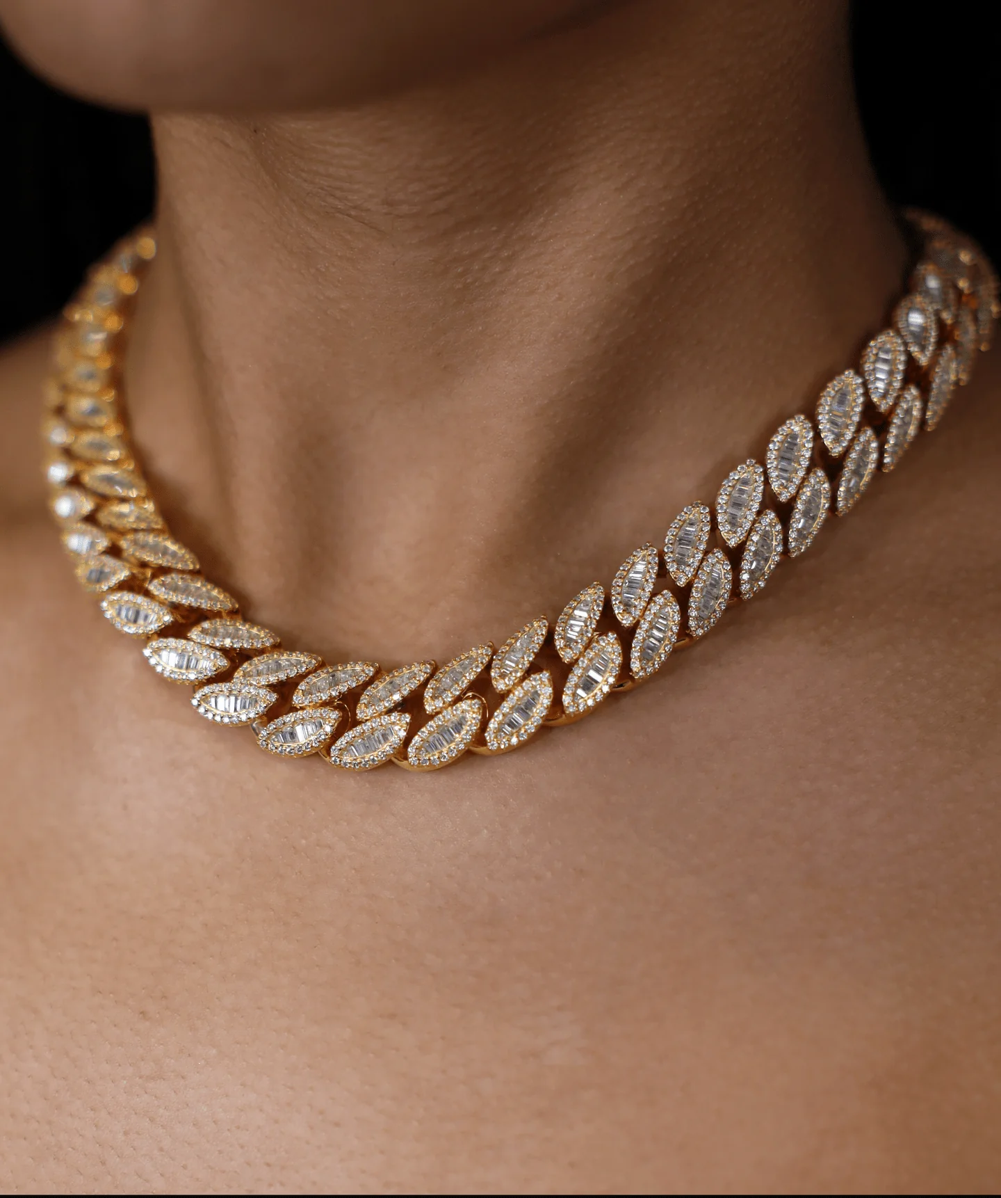 16mm Oval Baguette Cuban Link Chain (Gold) - Image 4