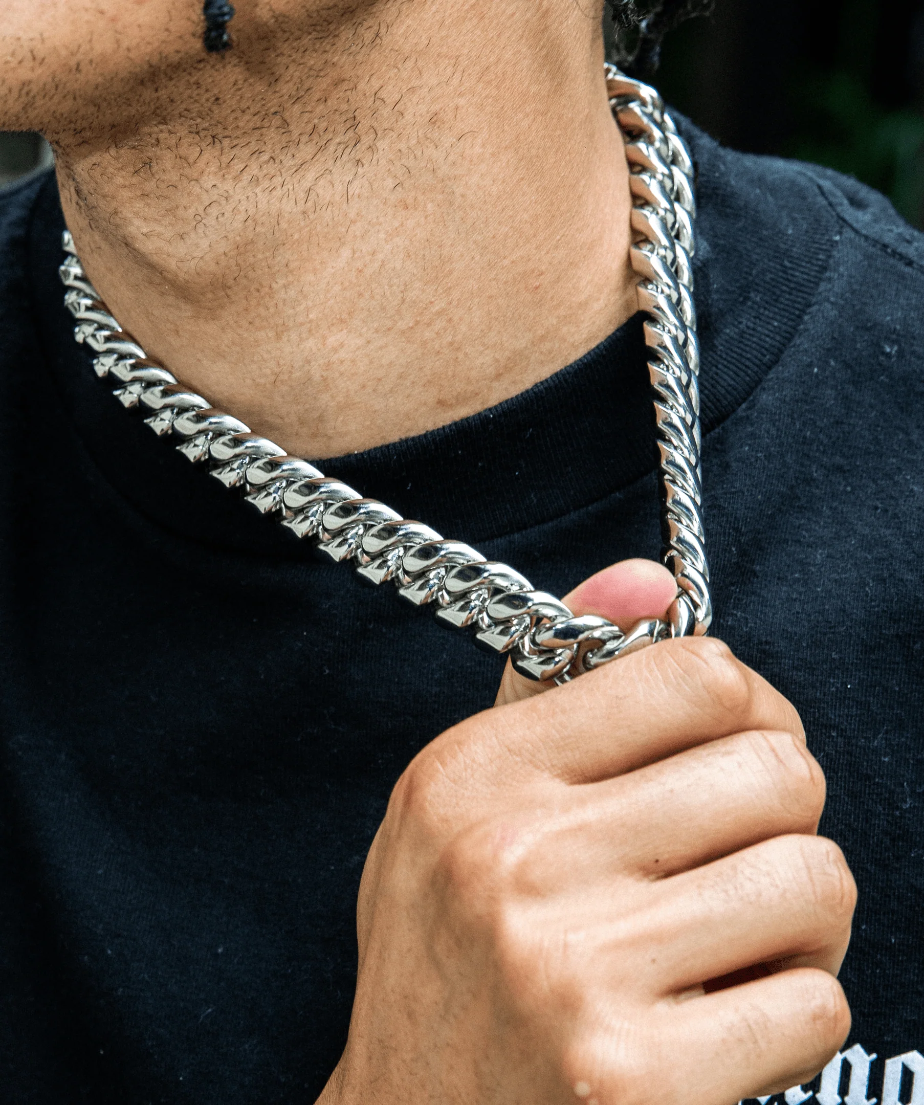 18mm Miami Cuban Link Chain in White Gold