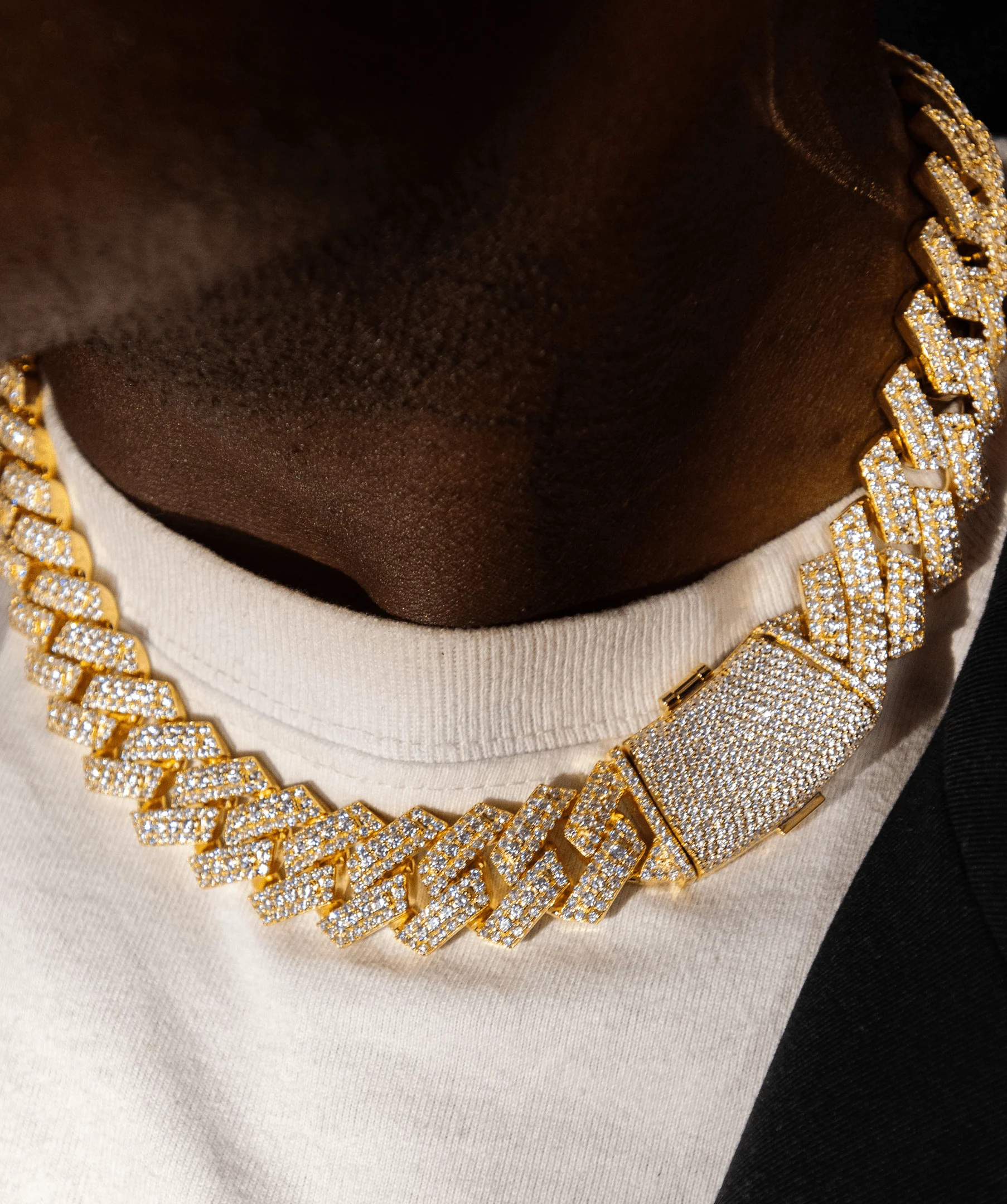 19mm Prong Cuban Link Chain (Gold) - Image 4