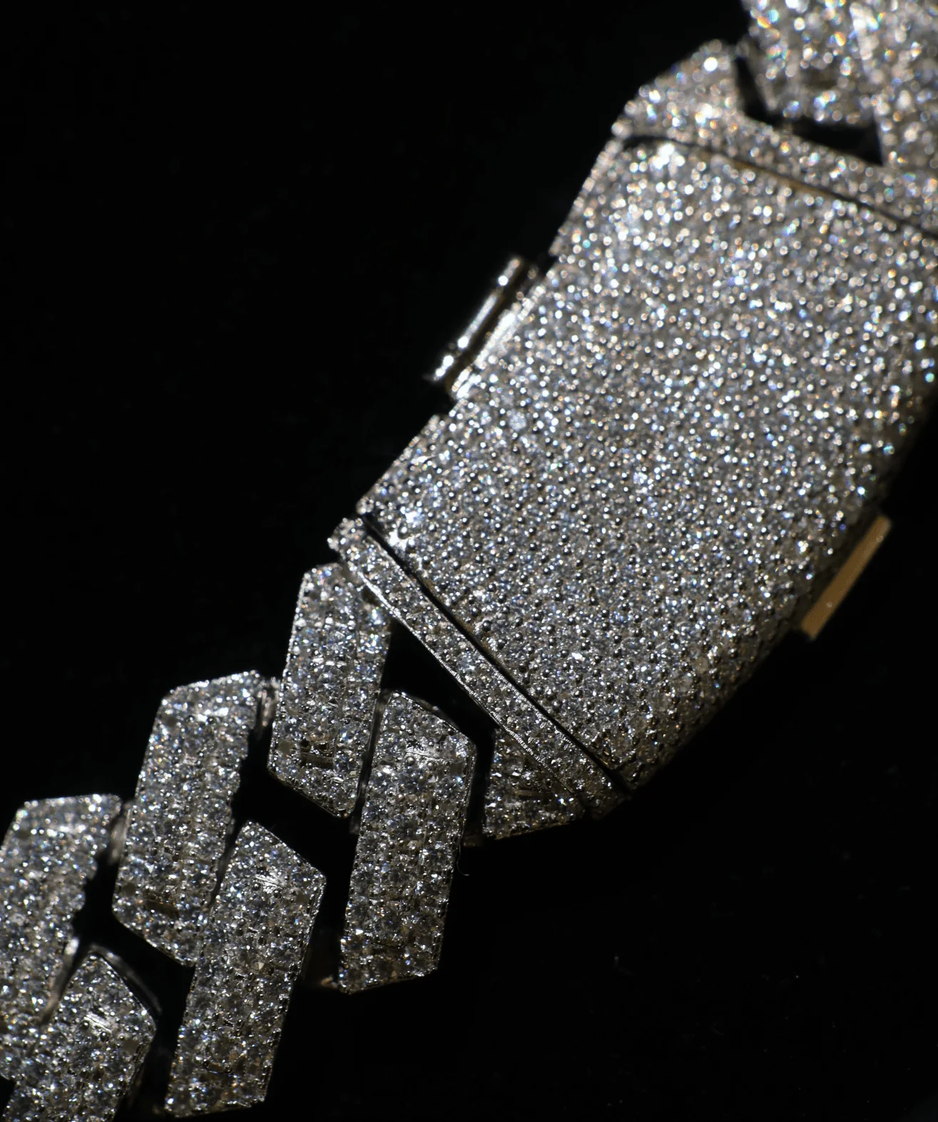 19mm Prong Cuban Link Chain - Image 2